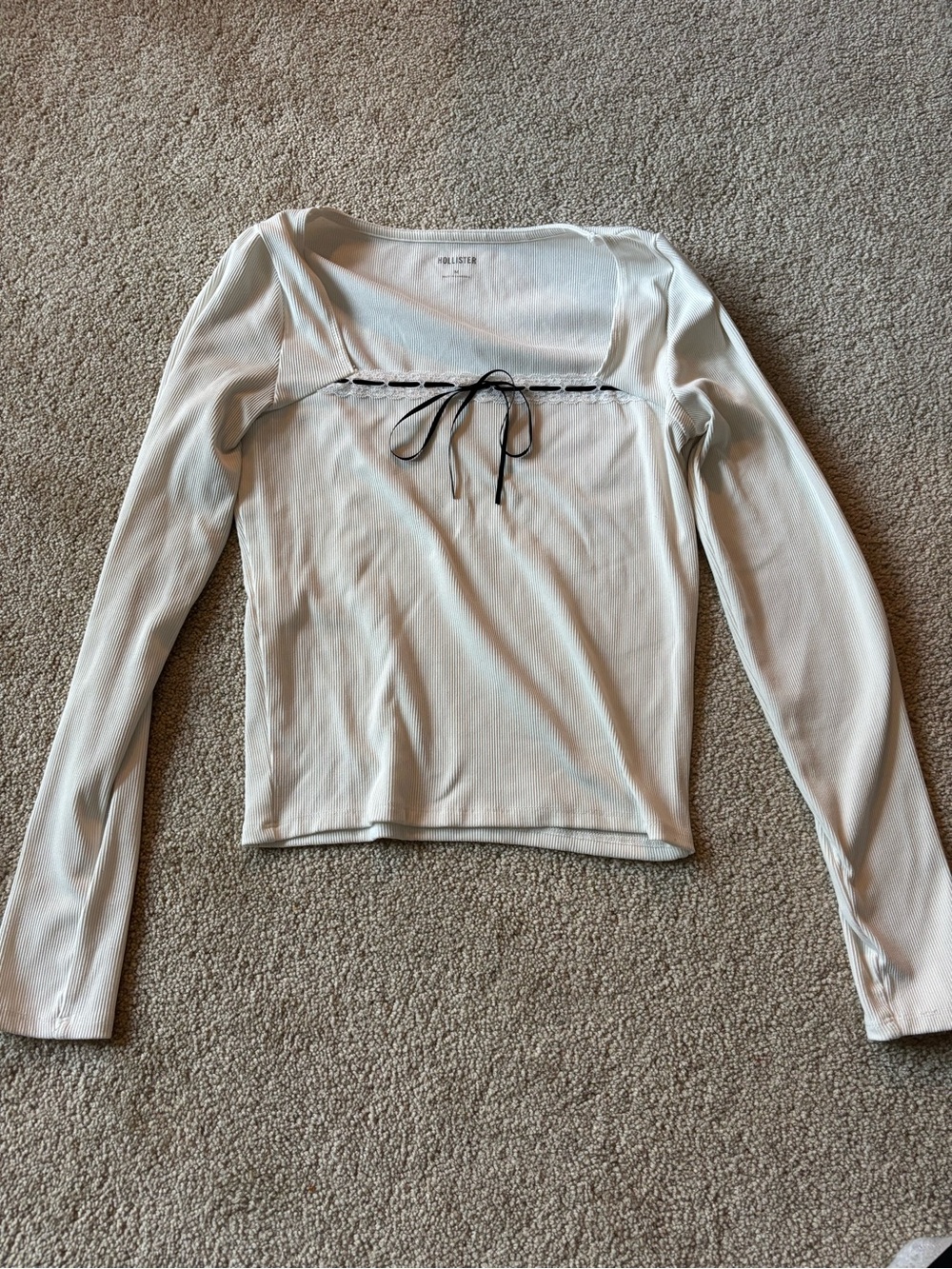 Hollister White Long-Sleeve Square Neck Top with Bow Detail